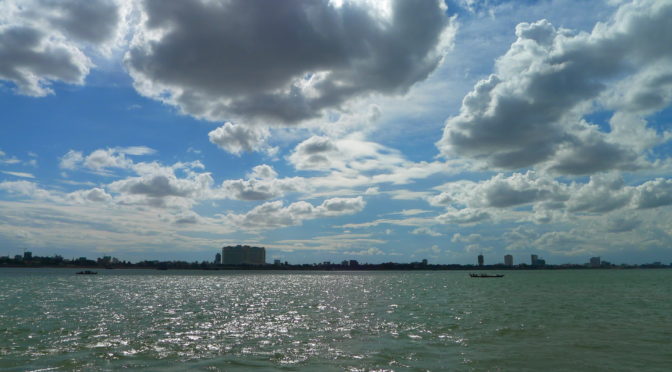 Into Pnomh Penh – Getting a taste of Cambodia’s challenges